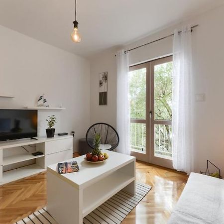 Apartments Yo Lee Бибинє Екстер'єр фото