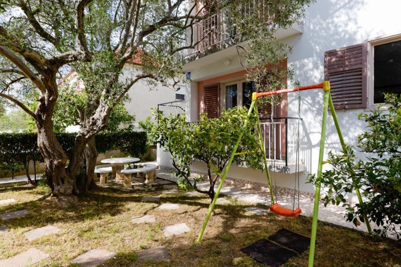 Apartments Yo Lee Бибинє Екстер'єр фото
