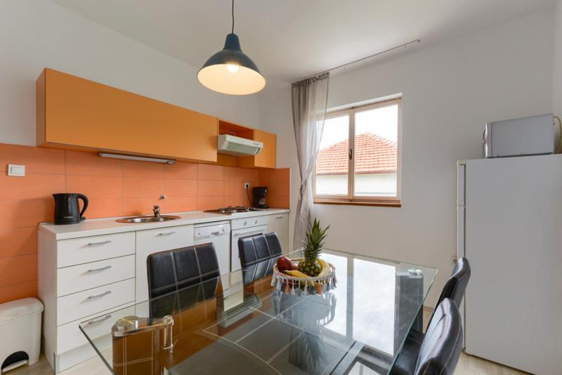 Apartments Yo Lee Бибинє Екстер'єр фото