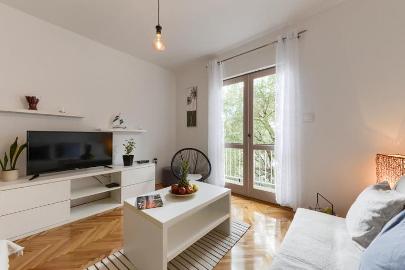 Apartments Yo Lee Бибинє Екстер'єр фото