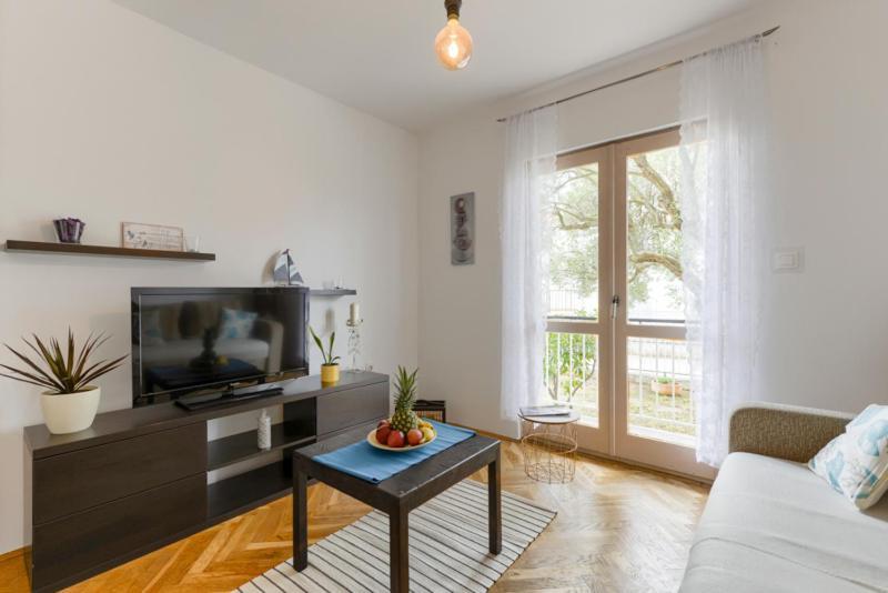Apartments Yo Lee Бибинє Екстер'єр фото